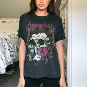 METALICA GRAPHIC TEE